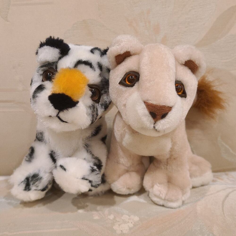 Snow Leopard and Lion Cubs Lovingly Yours and Play By Play Vintage